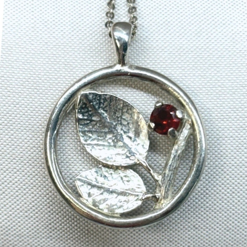 Vince Story Necklace Women OS Silver Excellent Garnet Leaf 925 Pendant 18in - Picture 2 of 8